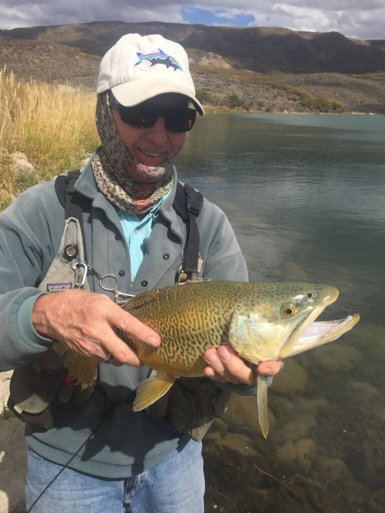 Dan's Fly Shop - Expert fly fishing gear and guided trips for river fishing.